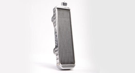 tappo radiatore in alluminio colorato new line